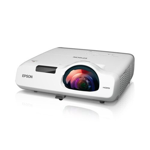 EPSON PowerLite 530 XGA 3LCD Projector