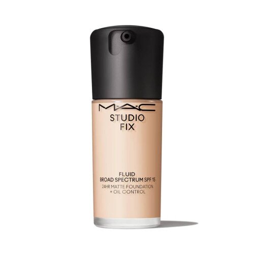 MAC Studio Fix Fluid SPF 15 24HR Matte Foundation + Oil Control - NC5