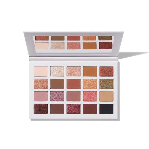 Morphe Madison Beer Channel Surfing Artistry Palette