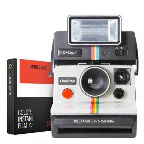 Polaroid SX-70 Camera - OneStep - Q-Light Flash and 1 Color Film