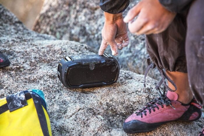 Buy ZAGG Braven Ready Pro Portable Bluetooth Speaker online in UAE -  Tejar.com UAE