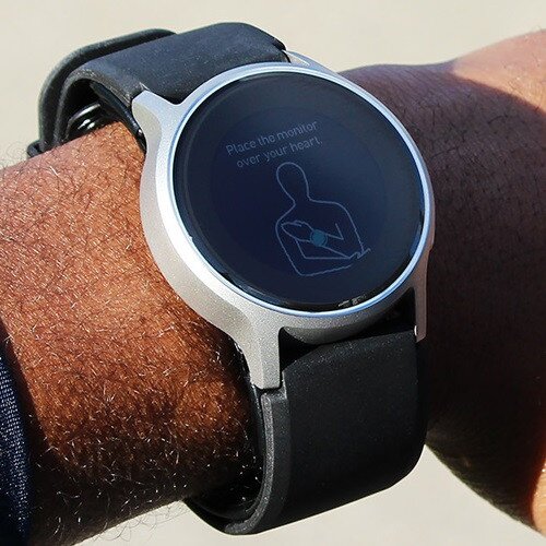 Buy Omron HeartGuide Wrist Blood Pressure Monitor & Watch online in UAE -  Tejar.com UAE
